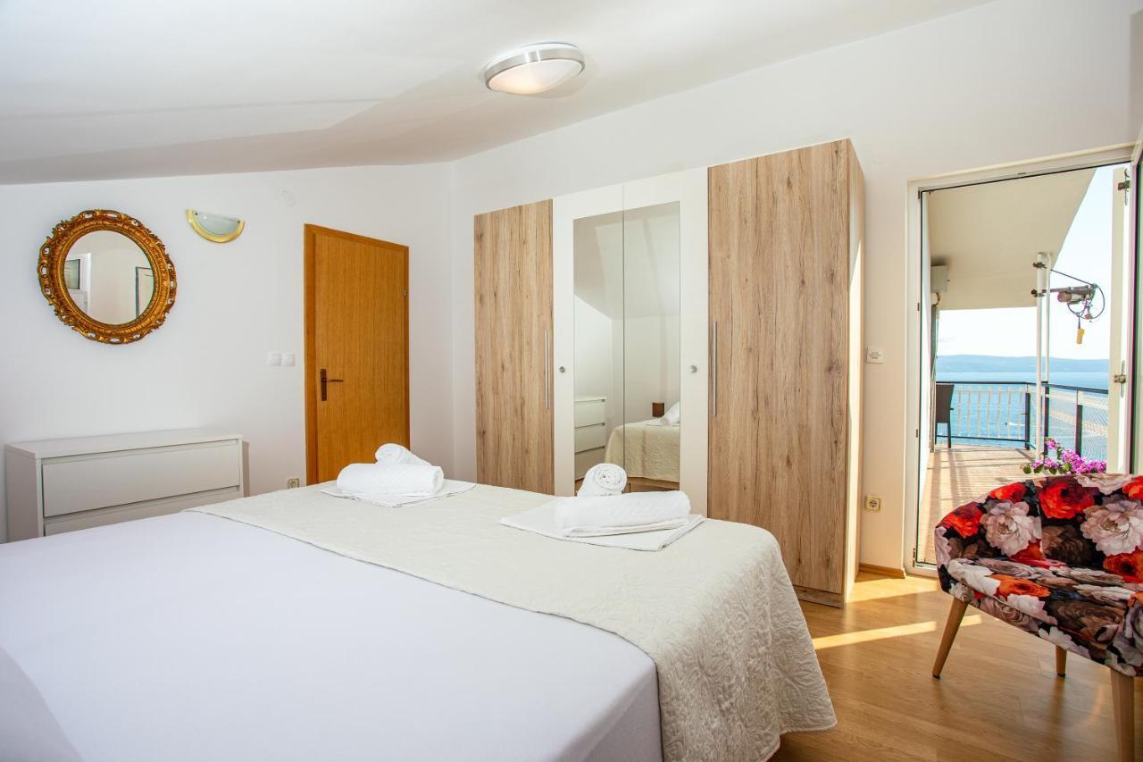 Apartments Adisa Omiš Eksteriør billede