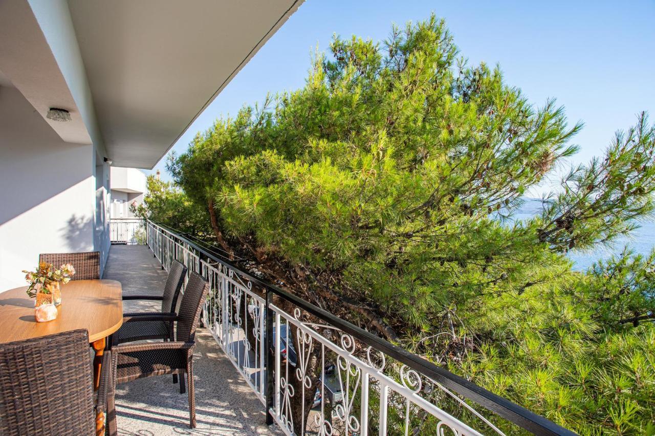 Apartments Adisa Omiš Eksteriør billede