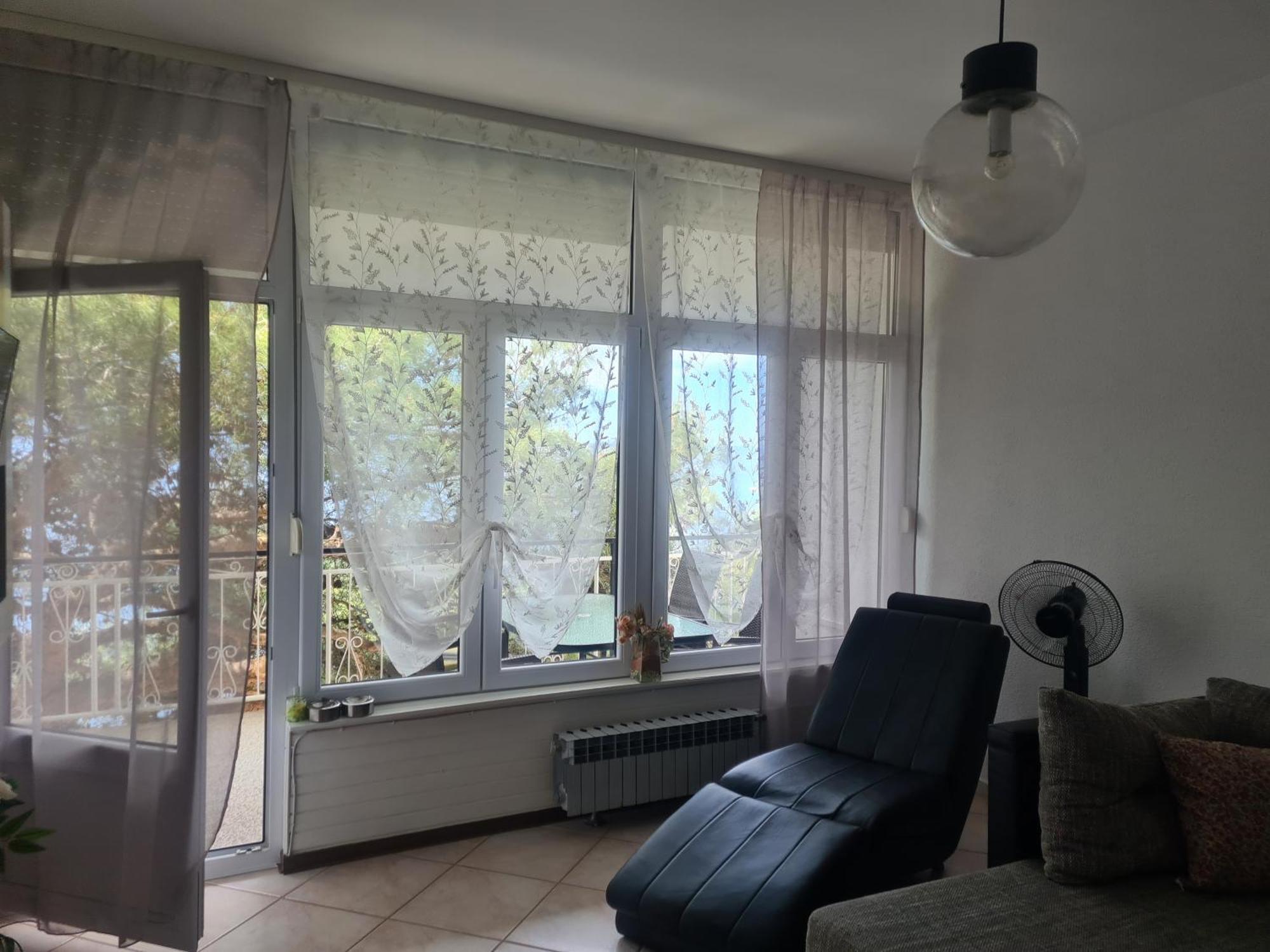 Apartments Adisa Omiš Eksteriør billede